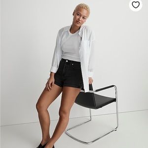 Madewell Curvy High-Rise Denim Shorts in Lunar Wash